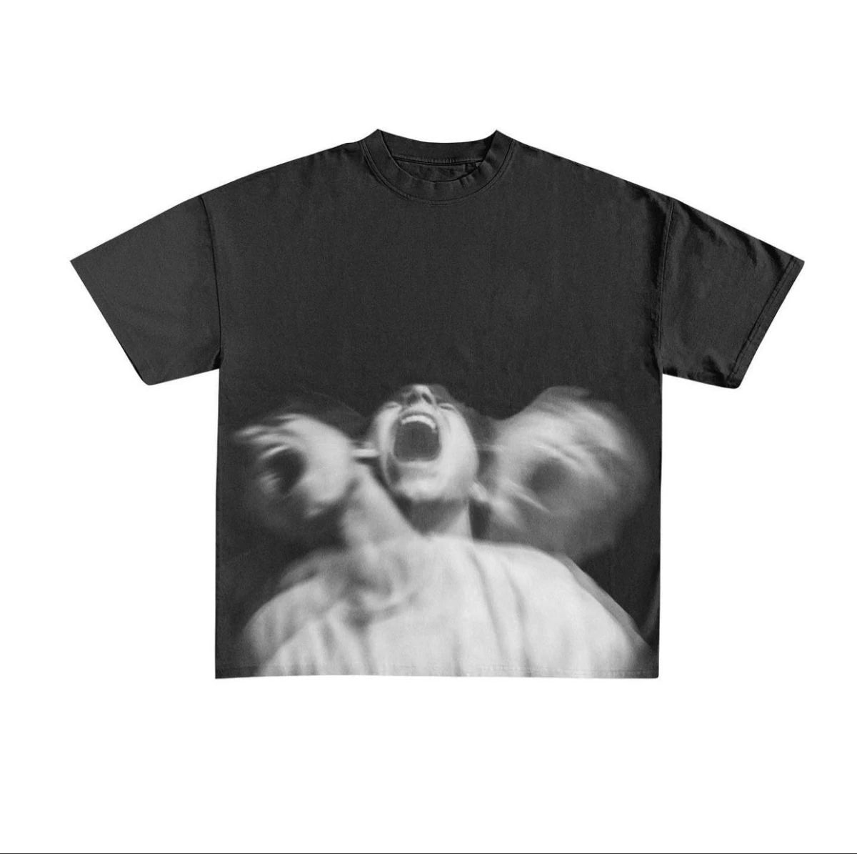 Motion Blur Screaming Portrait Graphic Tee – Black Oversized Streetwear T-Shirt